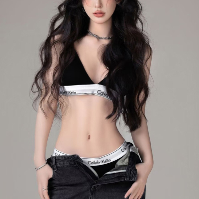 可外露黑色细肩带内衣女小胸聚拢平胸专用显大不空杯吊带抹胸夏季
