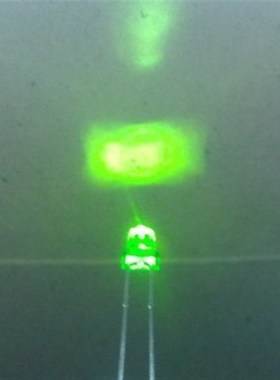 2X3X4mm绿发l普绿色 高亮圆头墓碑散光指示直插LED灯珠发光二极管