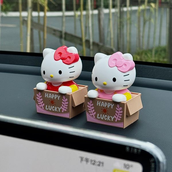 玩具摇头车载太阳能Hello仪表台汽车装饰摆件Kitty女士车内饰时尚