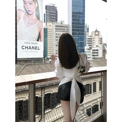 chicbyrr/花三三同款Simon M*iller 系带衬衫