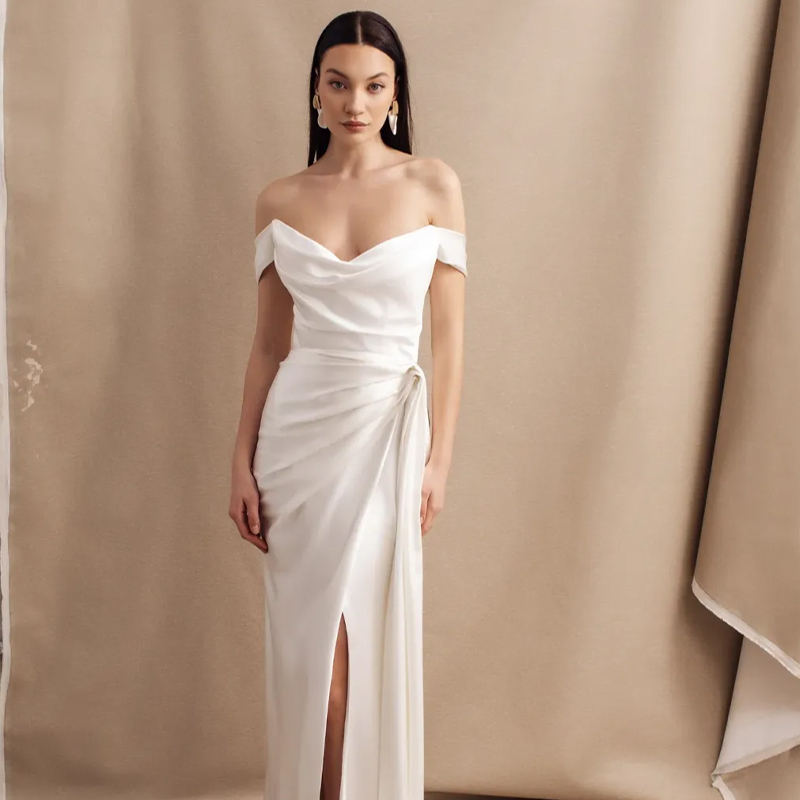 法式高级小众轻奢简约白色订婚结婚轻婚纱晨袍敬酒服主持年会礼服