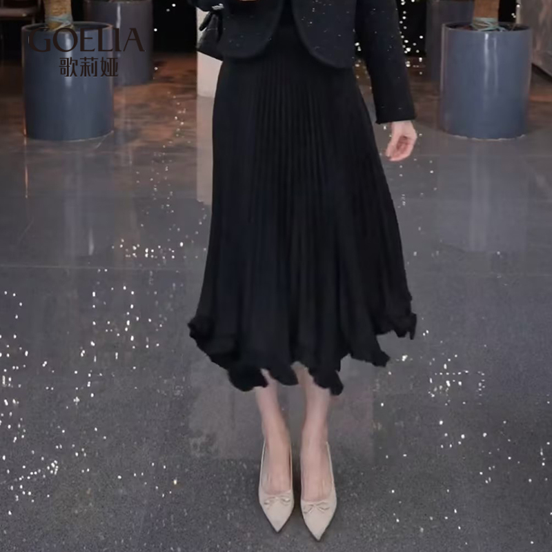 歌莉娅半身裙女冬季2024新款设计感花瓣边压褶半截裙子1CNR2B070