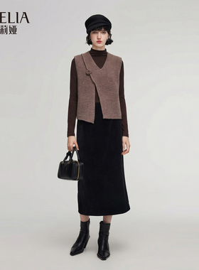 歌莉娅冬季新品V领背心套装（打底衫+背心）1ENRAF620