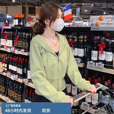 灰绿色连帽卫衣外套女2025早秋季长袖收腰短款拉链巨好看开衫上衣