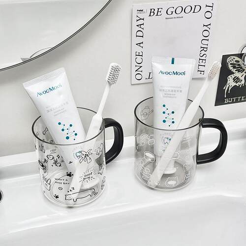 Transparent comic-style rinse cup, high appearance value too