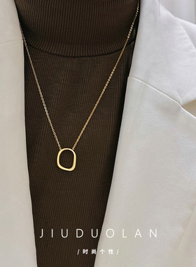 方形几何吊坠项链女2n024年新款小众设计感简约百搭颈链秋冬毛衣