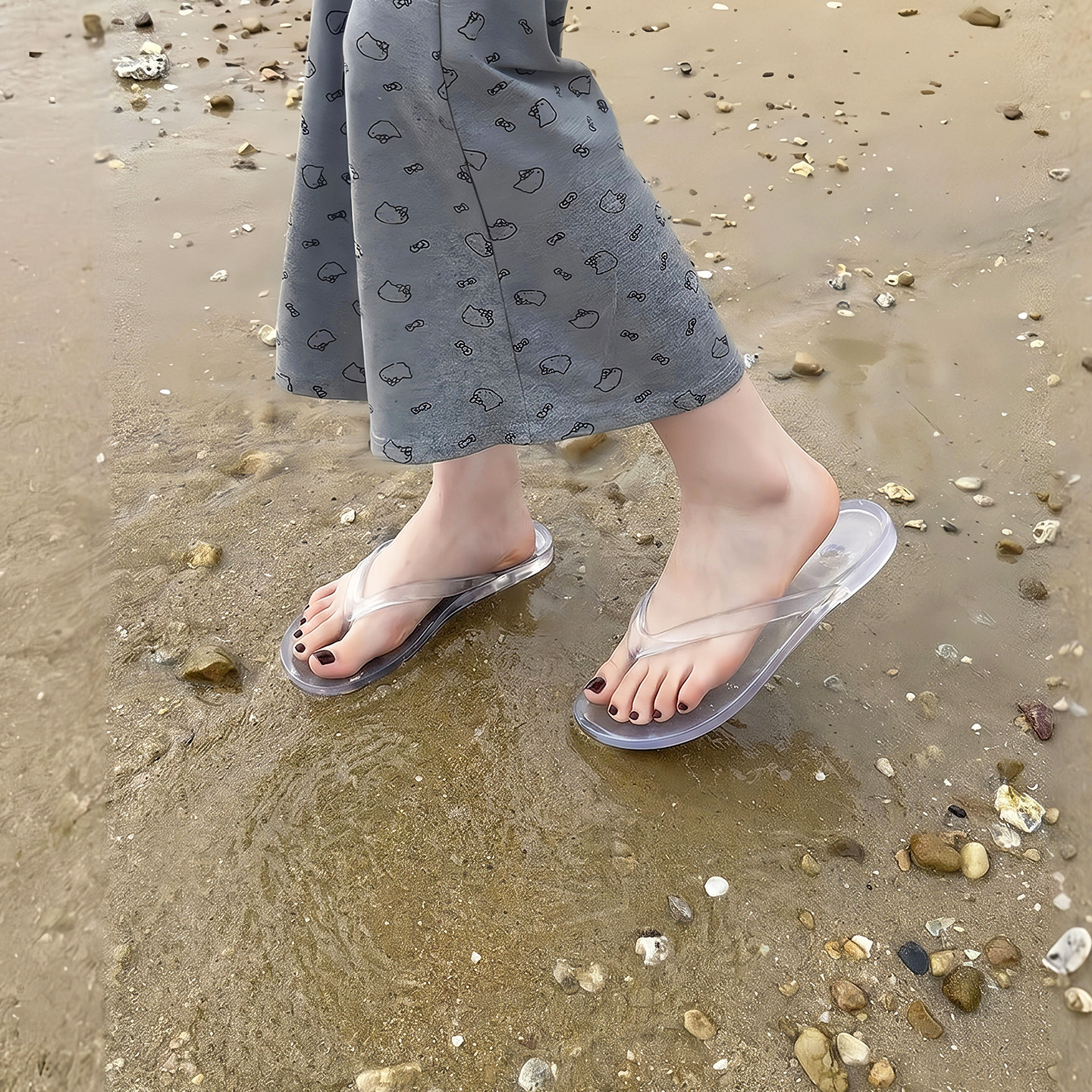夏日海边沙滩人字拖女外穿