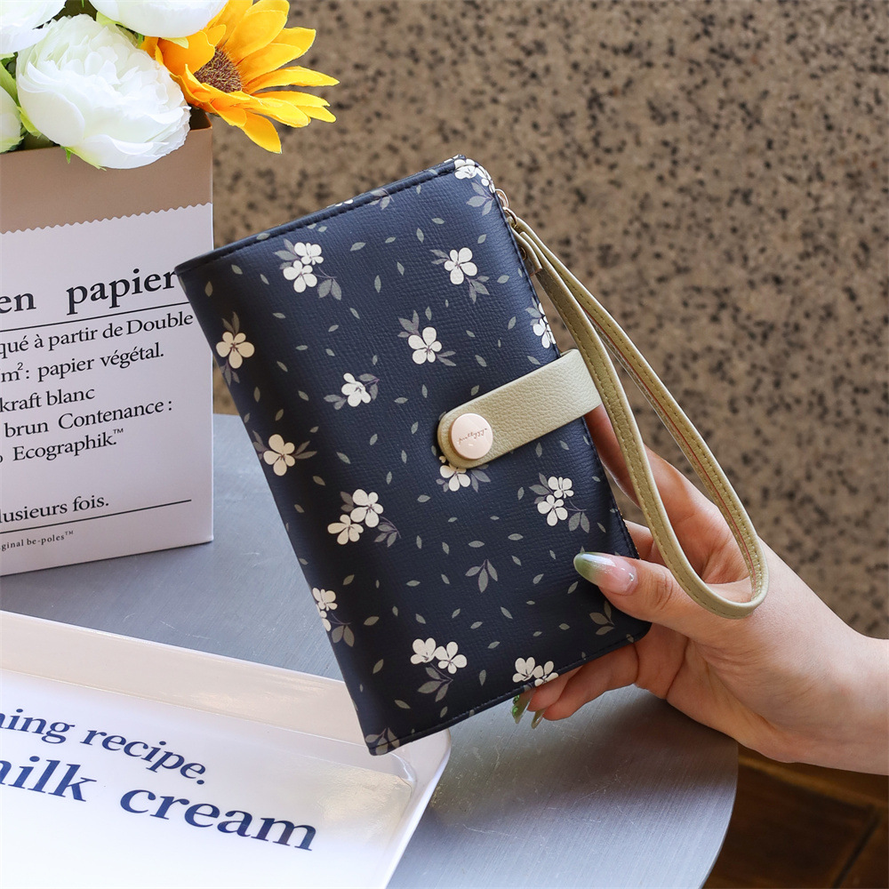 日本品质PRETTYZYS防盗刷多功能印花收纳卡套证件护照包出国旅行