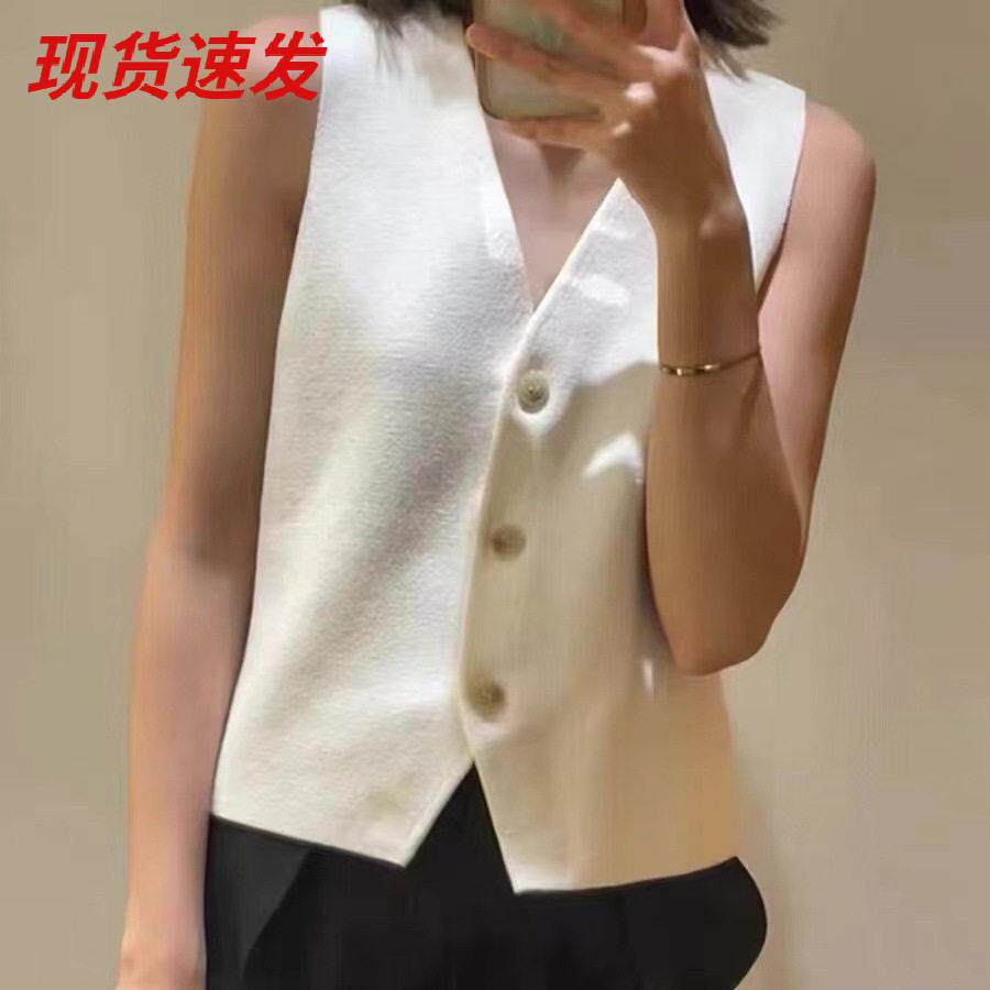 CS女装标准版型V领针织马甲背心