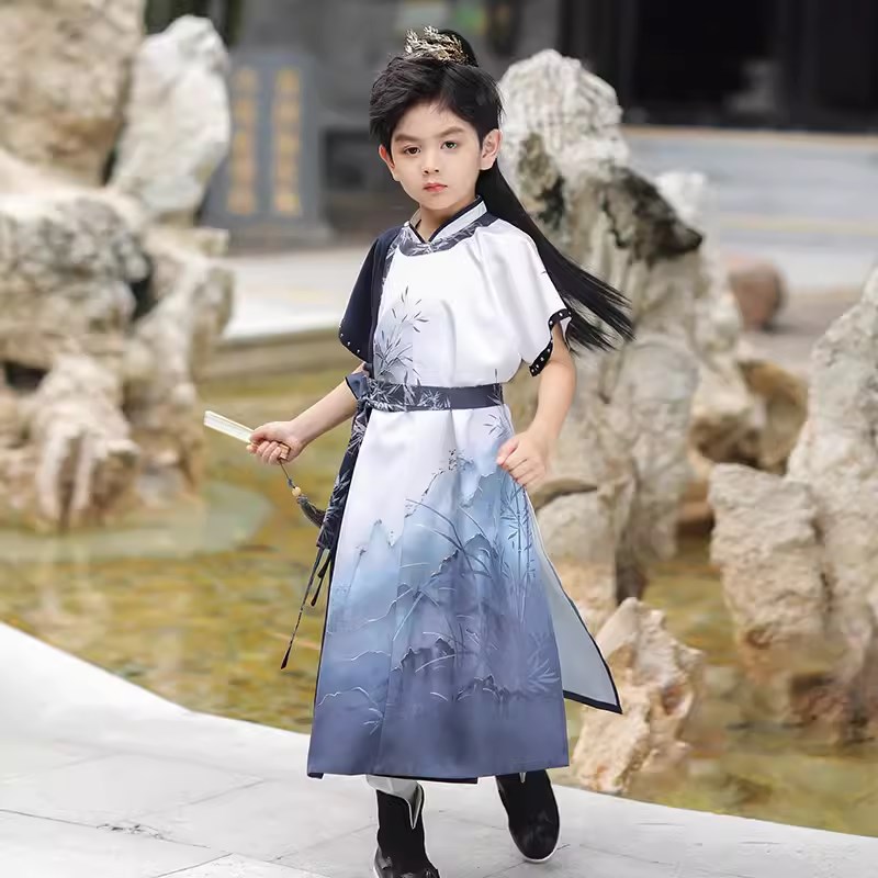 男童汉服中国风小少爷短袖圆领袍儿童古装侠客黑白水墨竹画表演服