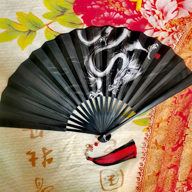 中国龙10寸双面绢布国风霸气折扇古风国潮马面裙扇子夏季随身男士