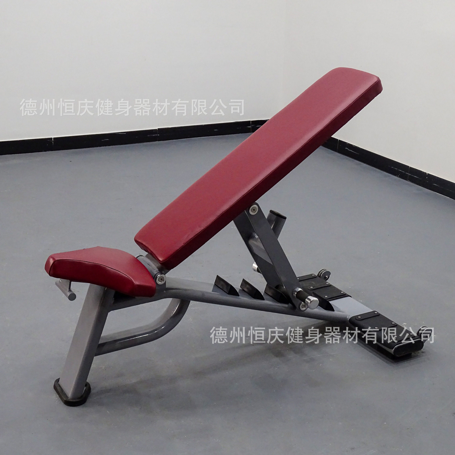 源头工厂生产健身房健身训练凳商用可调节哑铃椅飞鸟卧推可调节凳