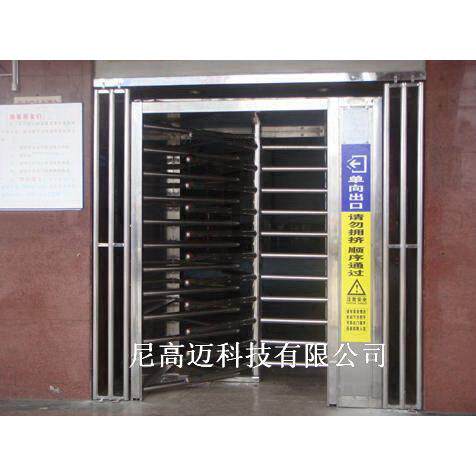尼迈厂家辽宁火车站手动全转闸门 江苏动车站向旋转门