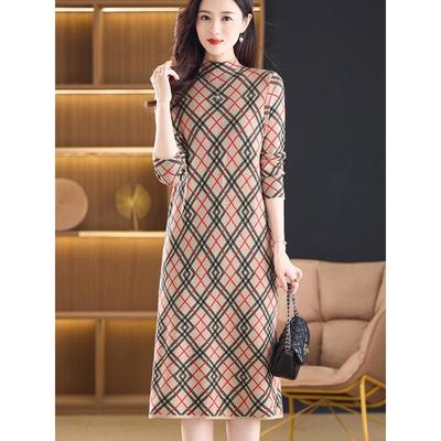 秋冬新款羊毛衫女中长款半高领毛衣裙宽松大码针织时尚打底连衣裙