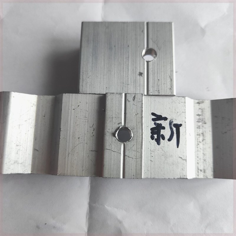 光伏配件防水支架sU型M型防水槽中担板边担板