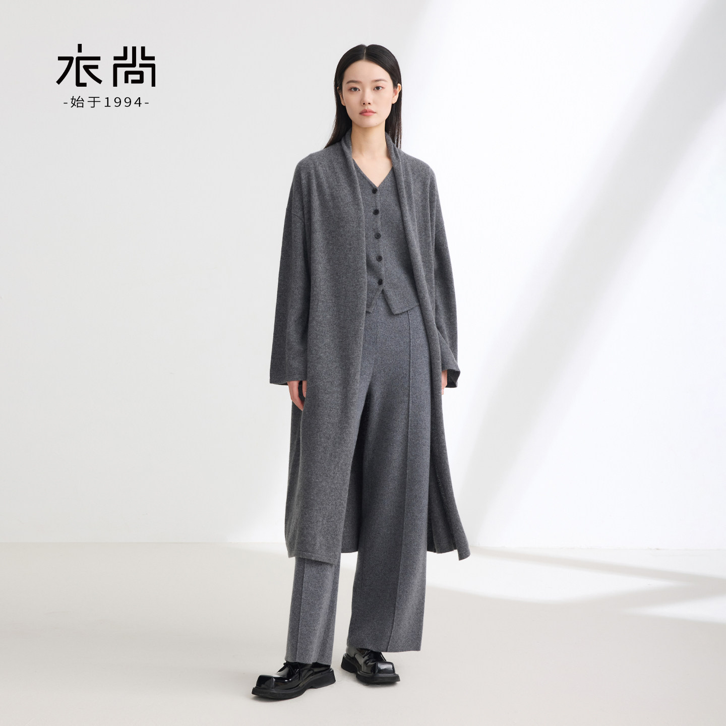 衣尚【100%山羊绒】无袖V领夹克纯山羊绒女装马甲,女装/女士精品,羊绒衫,淘宝优惠券,粉丝福利购,淘宝优惠卷