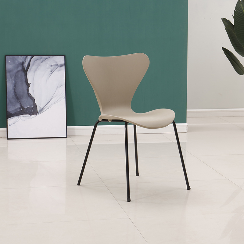 北欧椅子家用靠背轻奢塑料餐椅现代简约成人懒人创意休闲餐厅桌椅
