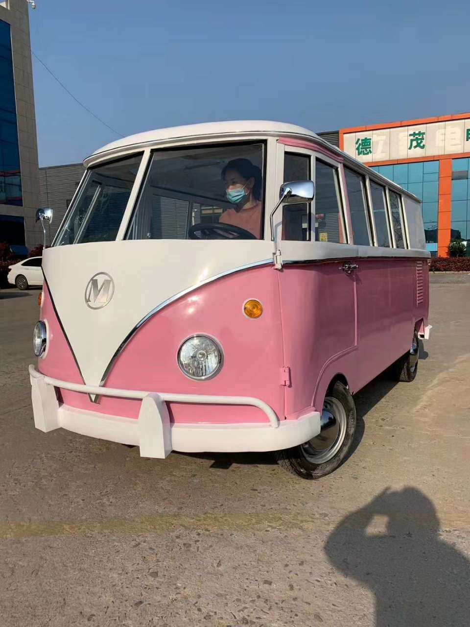 移动小屋快餐车四轮移动麻辣烫快餐房车流动地摊烧烤小吃车
