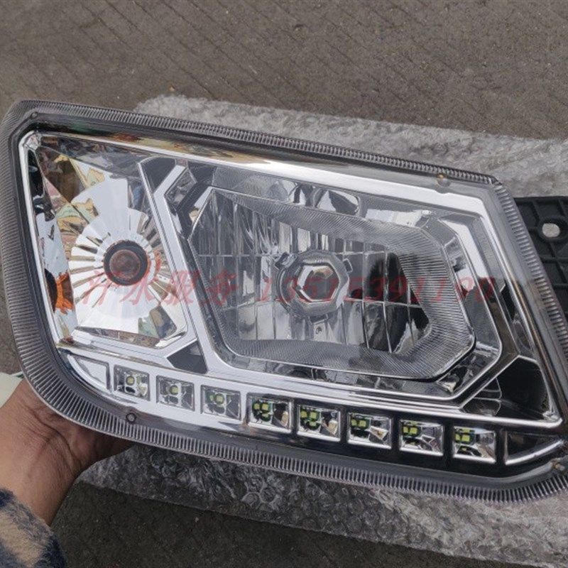 五星雷沃货运三轮车驾驶室配件FT200ZH-Q9WX2V50前大灯总成