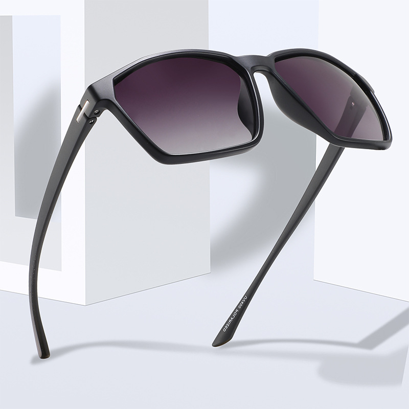 日本品质方框运动眼镜男全TR超轻时尚户外骑行跑步防晒遮阳偏光太