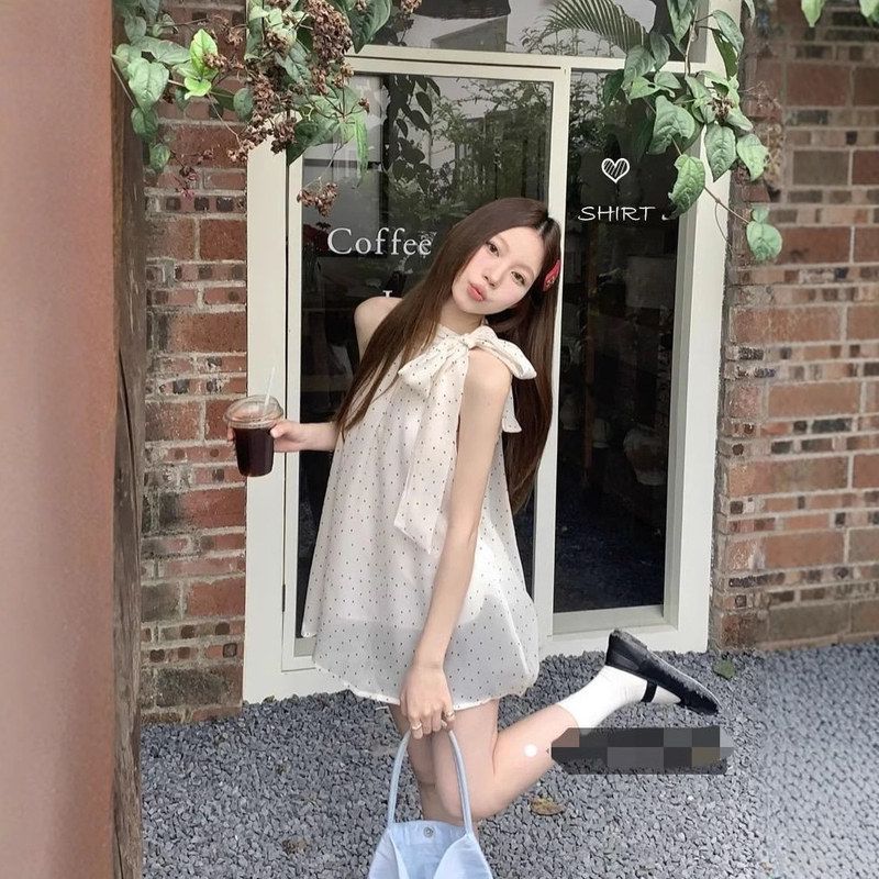 波点风蝴蝶结挂脖女无袖新款衬衫温柔衬衣小众上衣夏季法式设计感