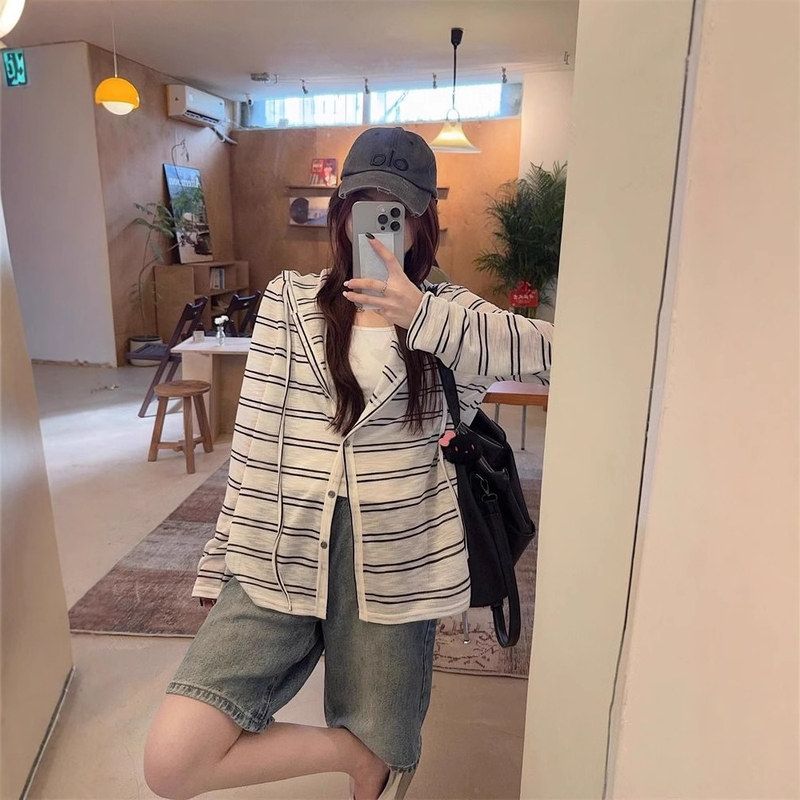 夏季条纹宽松防晒罩衫T恤长袖遮肉上衣显瘦设计感女休闲韩系开衫