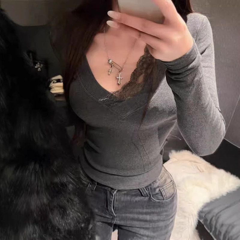 磨毛打底衫蕾丝加厚辣妹收腰V长袖性感领女内搭边秋冬季短款上衣
