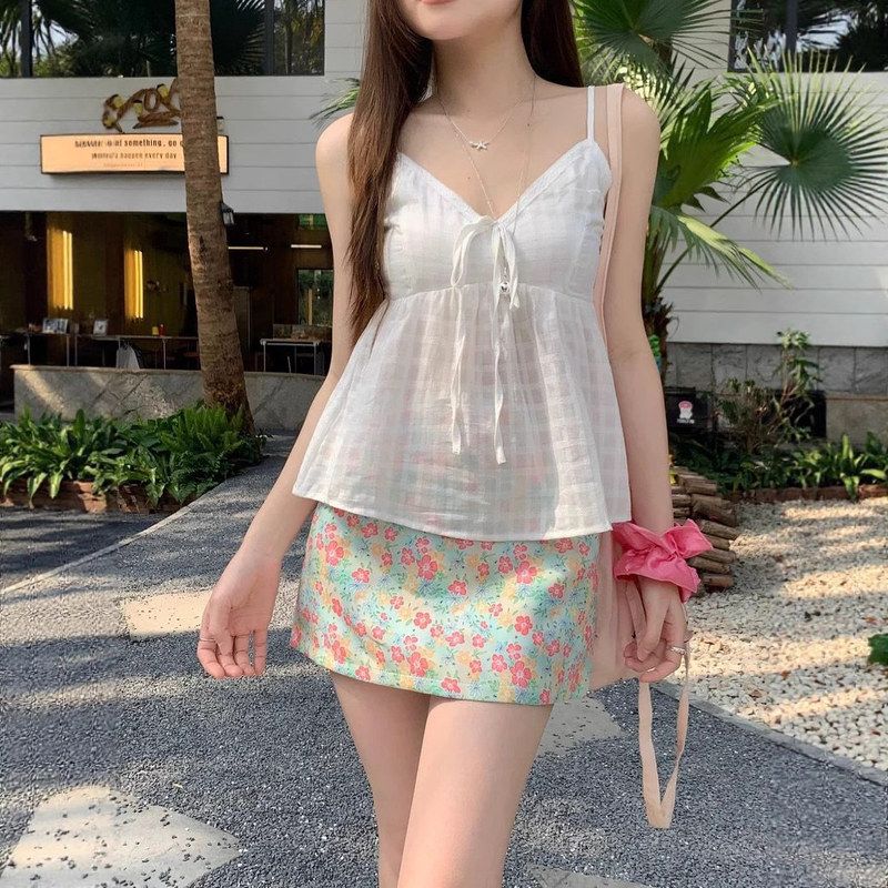 女裙小众高腰短裙百搭A显瘦半身裙碎花裙油画小别致包臀字裙夏季