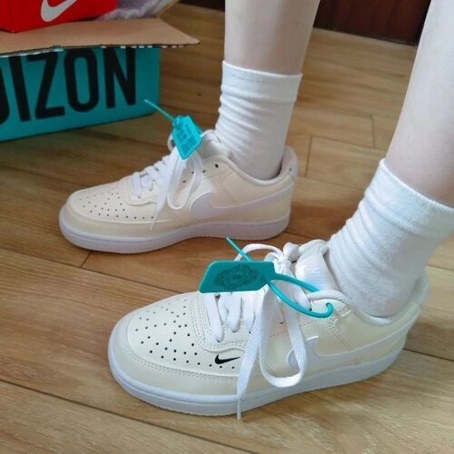 nike court板鞋休闲百搭运动鞋fv9952-100 lz仓