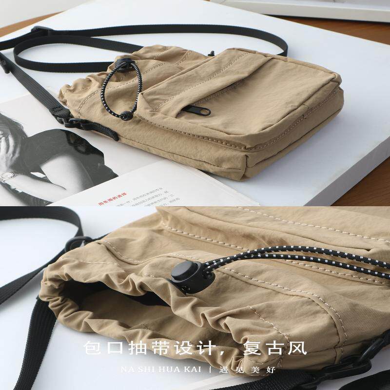 韩版休闲简约女款涤纶斜挎微皱文艺风小布包迷你抽带手机布袋包