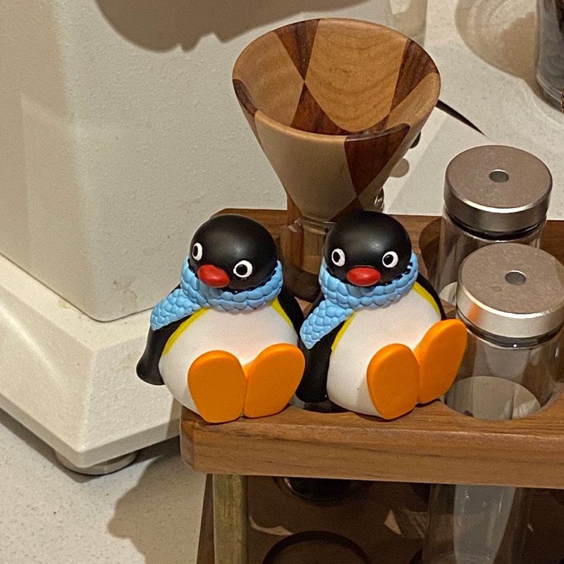 热销pingu企鹅家族桌面摆件车载中控装饰可爱迷你卡通小摆件