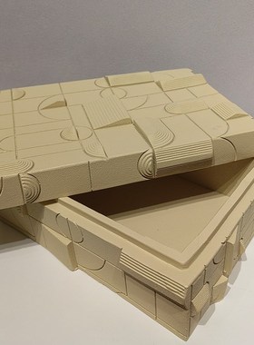 现代轻奢装饰盒白色o素肌理纹字母树脂首饰收纳盒样板间卧室梳妆