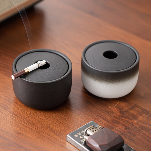 敦铭堂创意复古黑陶烟灰缸带盖