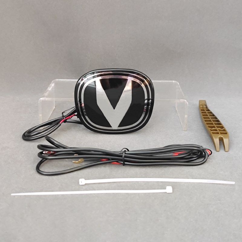 适用于22-f25款长安UNIV专用发光车标灯改装中网前车标日间行车灯
