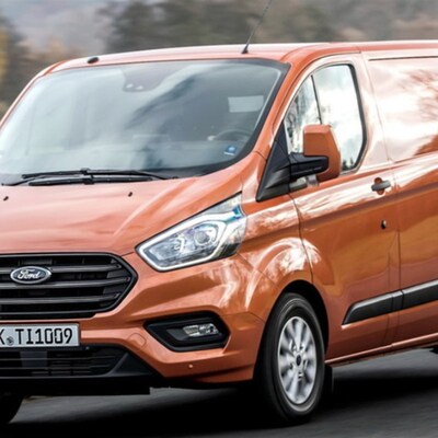 适用于福a特Transit Custom12-15-20款电镀镜盖镀铬后视镜框碳纤