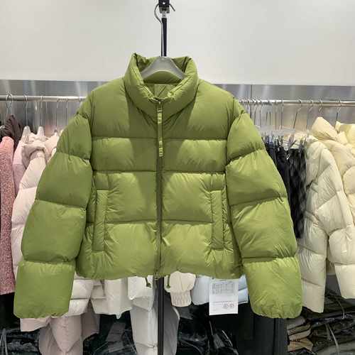 高充绒量白鸭绒面包羽绒服