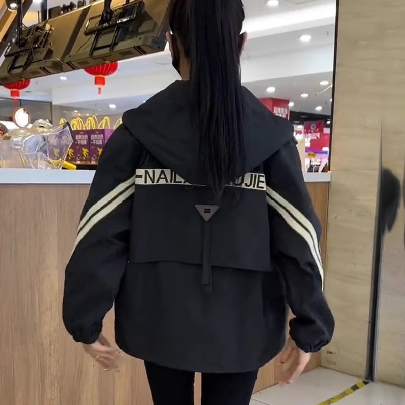 英玳加棉加厚冲锋衣外套