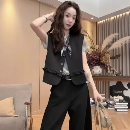 韩系高级感木耳边西装马甲女2026夏薄款显瘦百搭黑色外穿无袖上衣