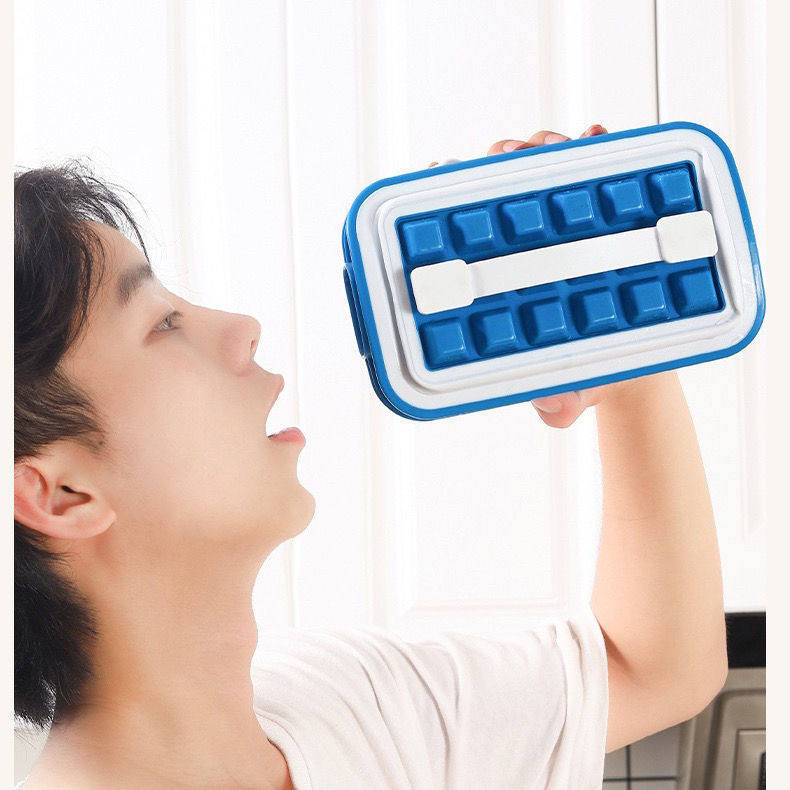 冰柜制冰盒子磨具制冰球壶二合一冰格冰J块制冰模具家用冰球速冻