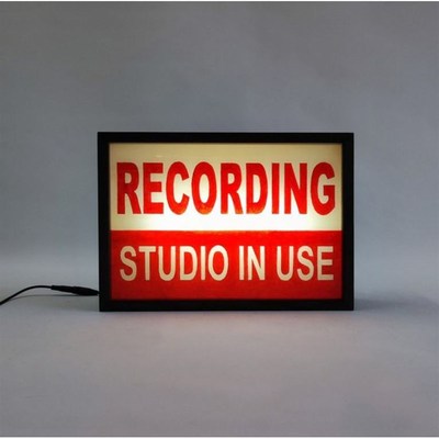 跨镜爆款 recording studio in use lightbox Rsign灯箱led灯制作