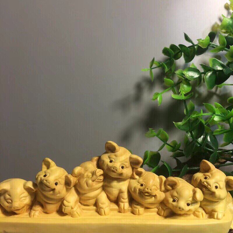 黄杨木雕七小福猪摆件十二生肖猪手把件车载摆饰木质工艺品批发
