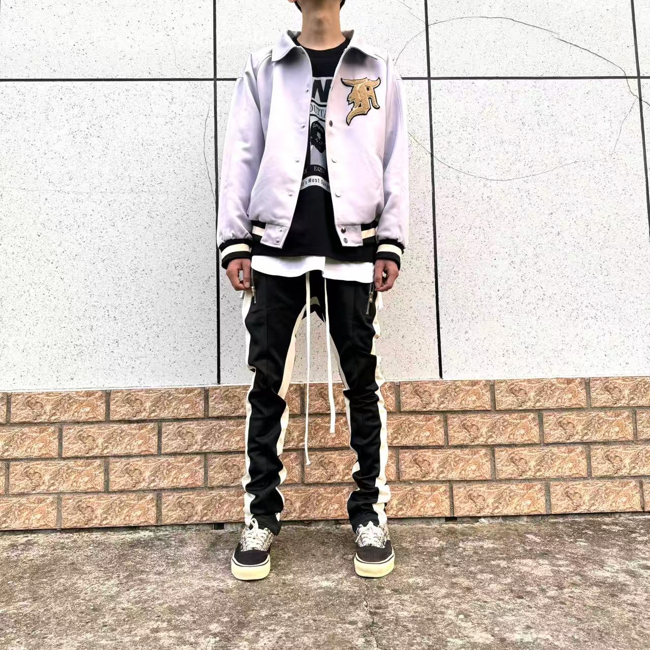 鲨鱼自主第五季金线夹克