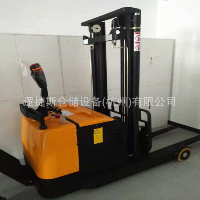电动前移式堆高车踏板站驾式无支腿液压升降车平衡配重叉车