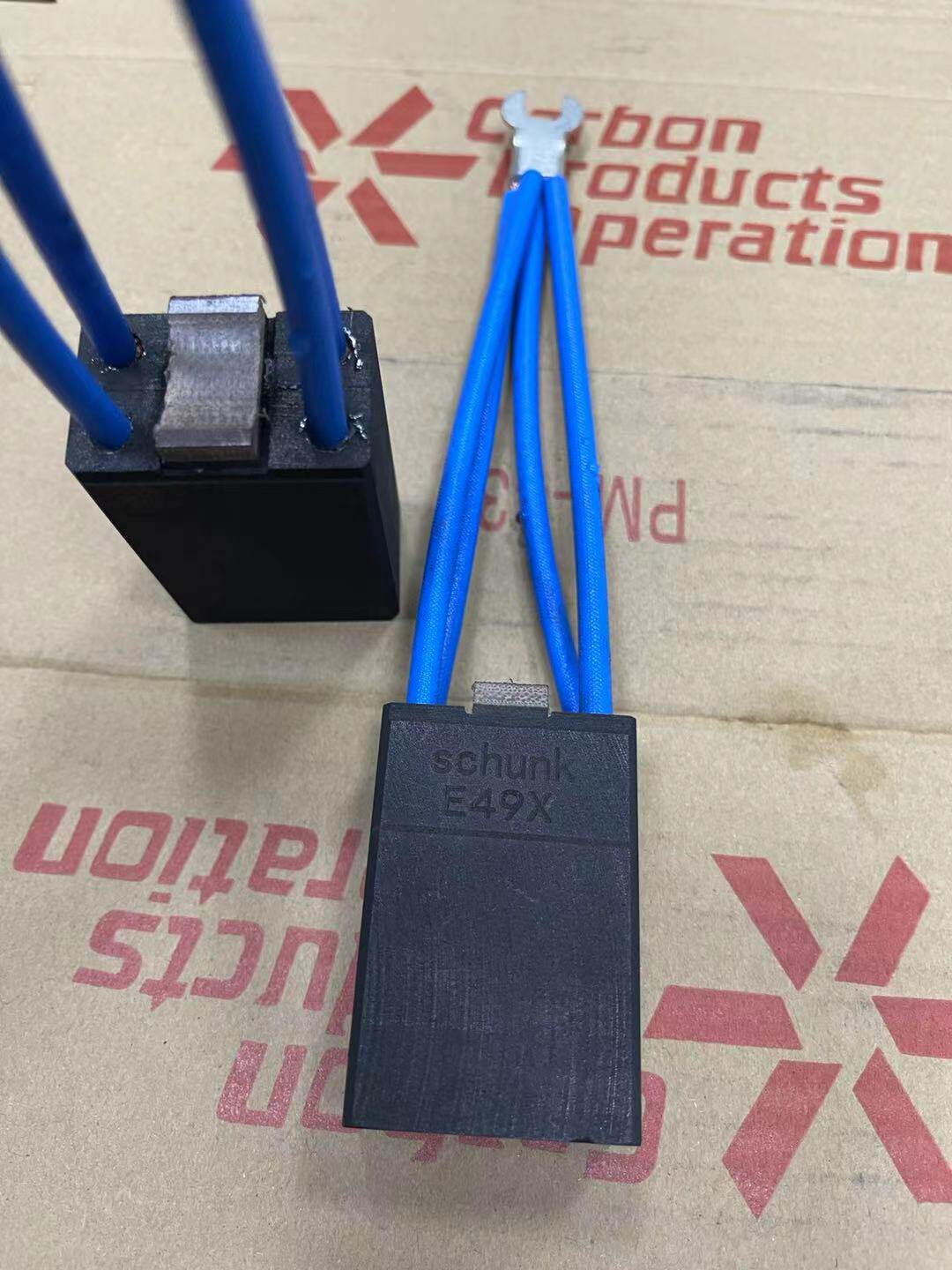 E49X碳刷E49X电刷e49x发电机碳刷所有型号规格尺寸的都有