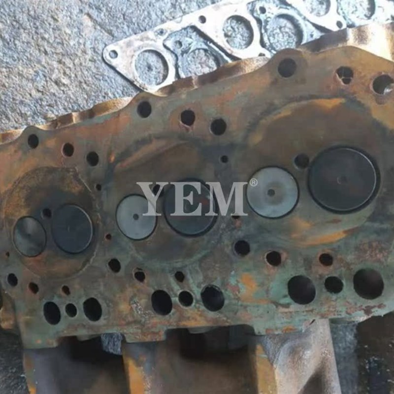 适用3D84-2缸盖发N动机挖掘机配件