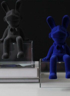 网红潮玩工e艺品小怪兽摆件样板间酒店客厅书房小恶魔桌面软装饰