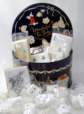 现货日本进口零食enfant扑克牌饼干棉花糖组合铁盒精致罐装