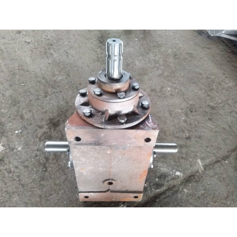 旋耕机齿轮箱总成 直角变速箱 农用改装传动箱配件 小型转角箱