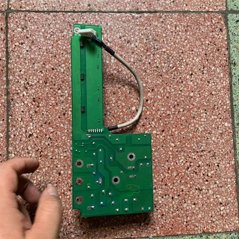 极速2945001303台达变频器VFD-B-F电流15/18.O5/22KW/30霍尔传互