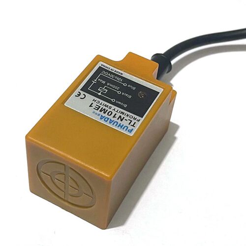 3线NPN大方形接近开关TL-N10ME1 N20ME1远距离金属感应限位传感器